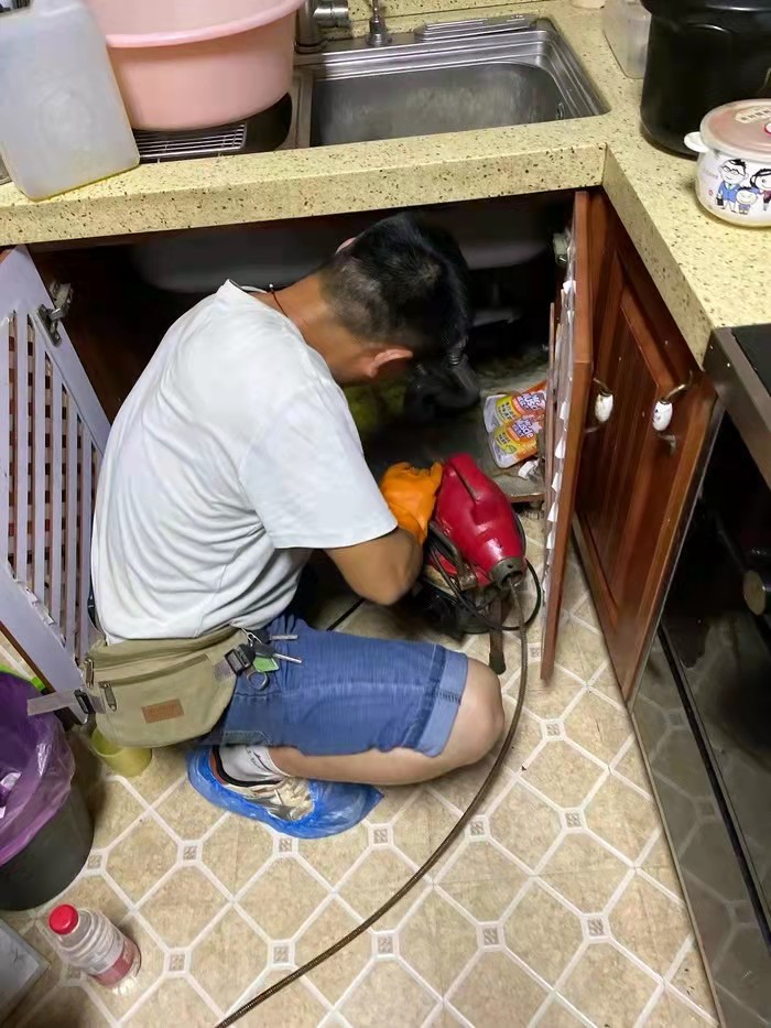 双湖通下水道